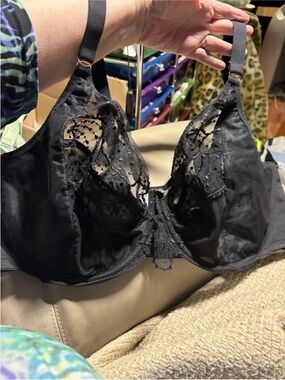 Elomi Black Sheer Dotted Lace Upper Cups Underwire Full Support Size 44I